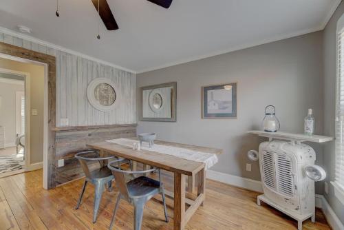 บริการและสิ่งอำนวยความสะดวก, Walk WECO on State in เวสต์ โคลัมเบีย (SC)