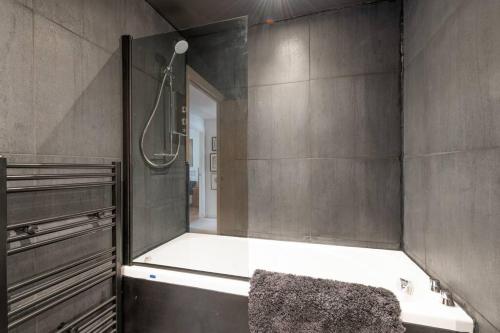 Calming Sea View City Apartment, Edimburgo (foto 8)