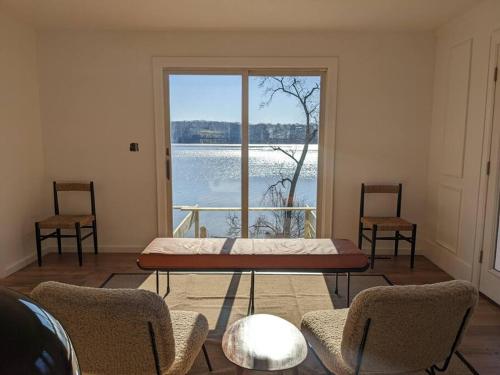 Hudson River Cliff House in Saugerties, USA