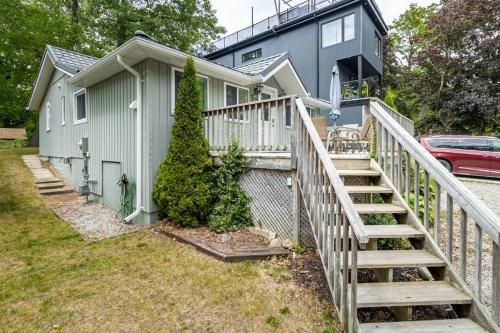 Hot Tub Beach Retreat in Grand Bend