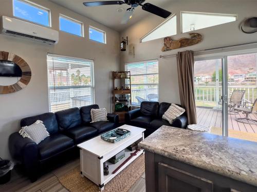 Siren's Adventure Riverfront Cottage! in Parker (AZ)