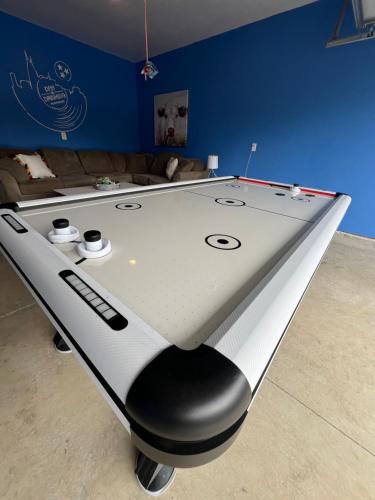 Closetobroadwayairportoprymillsgameroom in Nashville, USA