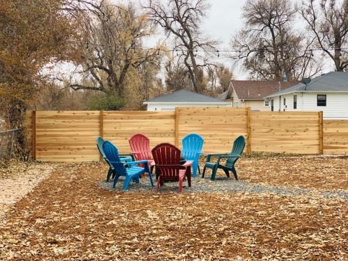 Inviting Bungalow Next to UNC - Free Cruiser Bikes in Greeley, USA