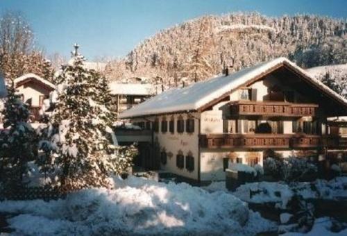 Wohnung Haus AlphornB Nr 15 mit Balkon und Tiefgarage in Oberstdorf-Tiefenbach