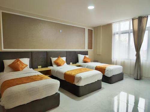 . Rakan ApartHotel and Luxury Rooms