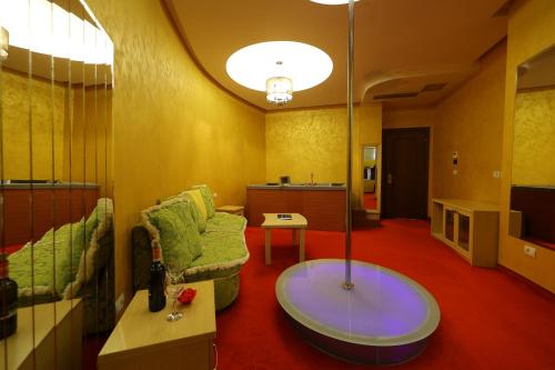 HOTEL GJUTA in มยูล บาทอเร