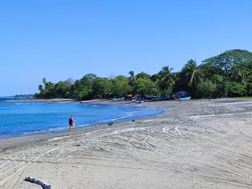 Casa Lagarto Beachfront