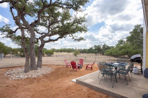 Peace and Serenity in the Hill Country in Mount Gainor, USA