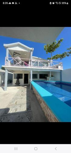 Casa rossi in Tecolutla, Mexico