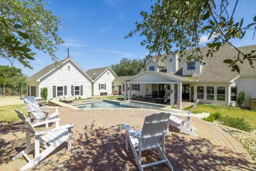 Peaceful Country Charm with Private Pool in Dripping Springs, Vereinigte Staaten von Amerika