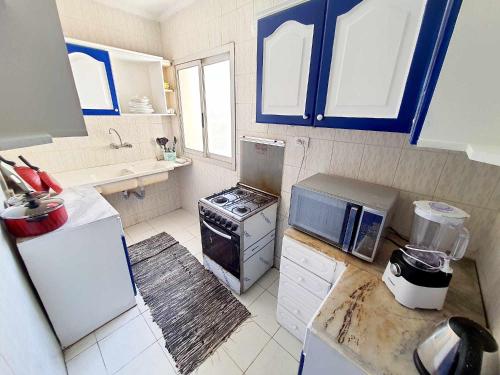 Hotel appartment sea view 3 bedrooms 3 toilets 3rd floor free wifi Bellevue village agami alexandria in Agami