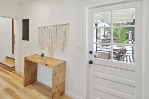 Urban Farmhouse with a Modernism Twist! home in Moultrie (GA)