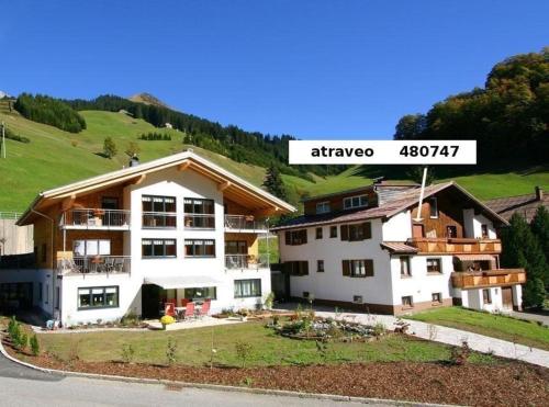 Ferienwohnung für 2 Personen  2 Kinder ca 60 m in Schröcken, Vorarlberg Lech und Umgebung in Schröcken