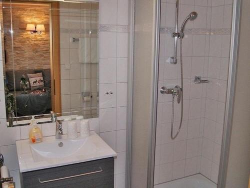 Ferienwohnung für 2 Personen  2 Kinder ca 60 m in Schröcken, Vorarlberg Lech und Umgebung in Schröcken