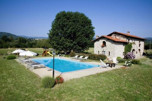  Elegantes Landhaus mit Cottage und Pool, ideal für einen ruhigen Urlaub in den Hügeln der Toskana in Poppi