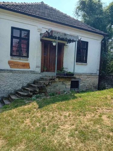 Viesnīcas āriene, Country house pivnica Milic Rogljevo in Rogljevo