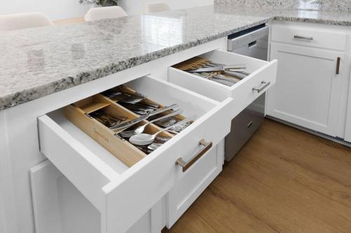 The Azalea House The Azalea House