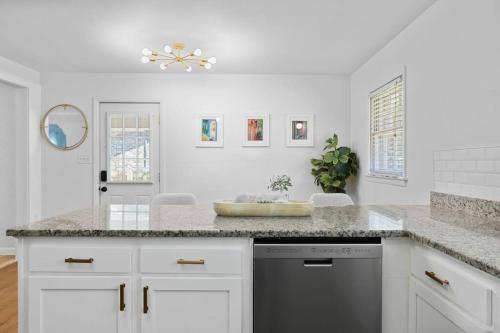 The Azalea House The Azalea House