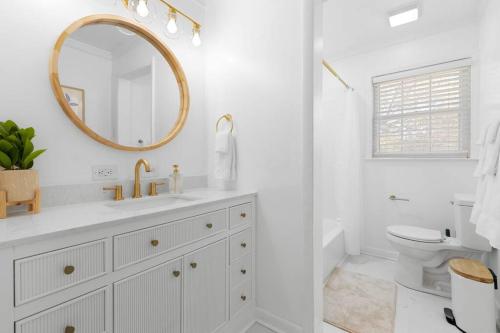 The Azalea House The Azalea House