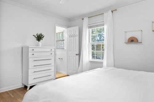 The Azalea House The Azalea House