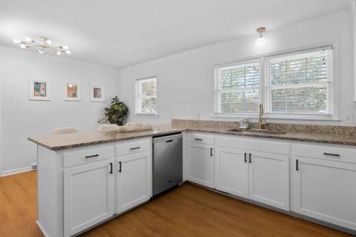 The Azalea House The Azalea House