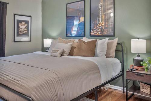 East Nash Local Dining Bars - Sleeps 6 in Nashville, USA