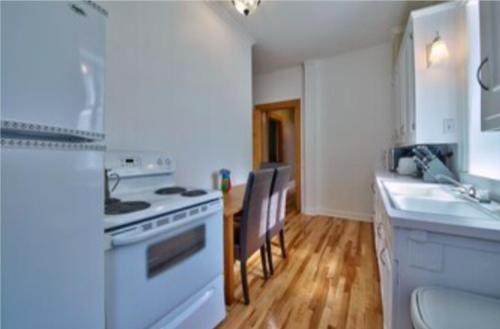 Three-Bedroom Apartment image 2