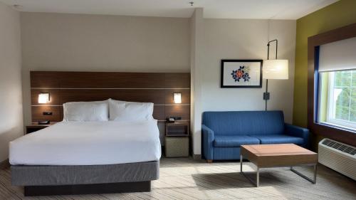 Holiday Inn Express Hotel & Suites Marina, an IHG Hotel