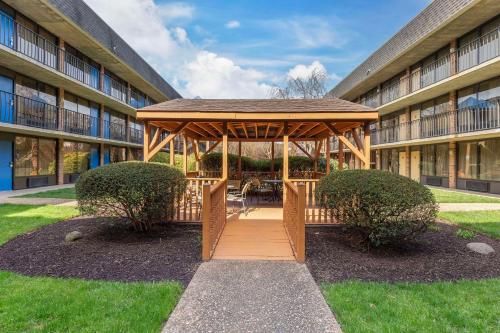 Quality Inn Vienna - Tysons Corner