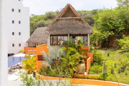 Jungle by Pardela, La Cruz de Huanacaxtle in Cruz de Huanacaxtle, Mexico