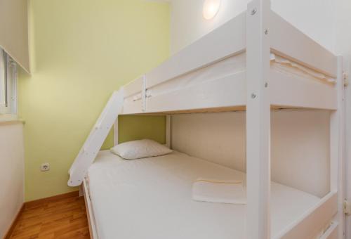 Apartments by the sea Podaca Makarska - 13189 - image 8