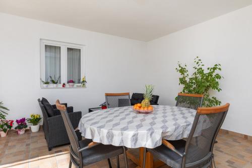 Two-Bedroom Apartment with Terrace image 2