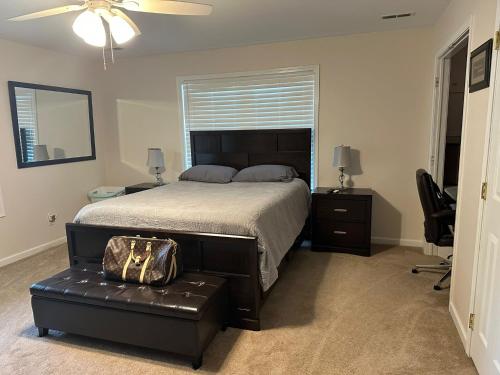 Niagara Shoreline Villa 1 in Tonawanda, USA