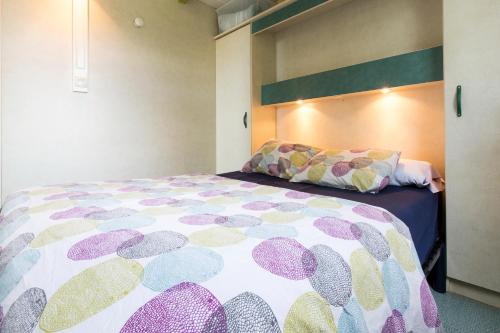 Camping Bungalows El Far