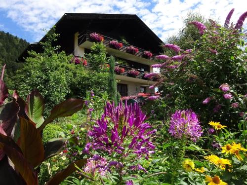 Ferienwohnung mit Balkon für sechs Personen erste Etage