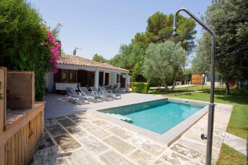 Klimatisiertes Ferienhaus Julieta mit Pool Klimatisiertes Ferienhaus Julieta mit Pool