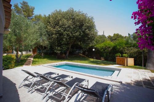 Klimatisiertes Ferienhaus Julieta mit Pool Klimatisiertes Ferienhaus Julieta mit Pool