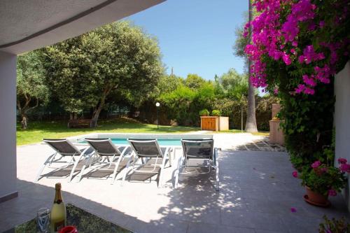 Klimatisiertes Ferienhaus Julieta mit Pool Klimatisiertes Ferienhaus Julieta mit Pool