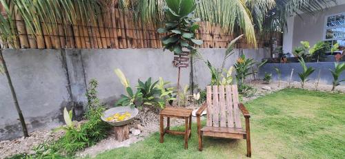 Fins Pacific Coral Bay by Hiverooms in Samboan