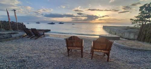 Fins Pacific Coral Bay by Hiverooms in Samboan