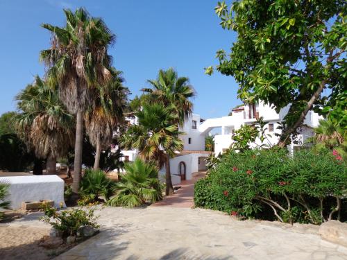 Apartamentos Los Pinares Benet - image 2
