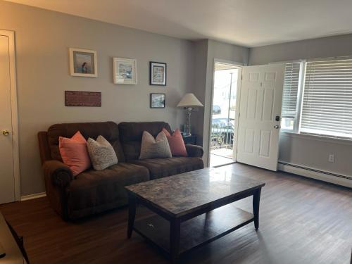 Near Ocean Ave 3 Bedrooms Apartment in Long Branch, USA