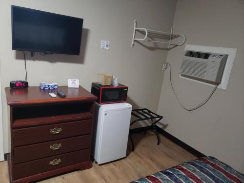 River Heights Motel - image 14