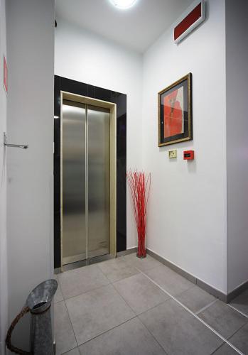 Hotel Paris - image 5