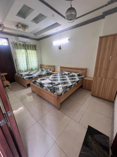 1 double bed