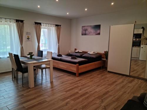 Apartmány Žireč - Apartment - Dvůr Králové nad Labem