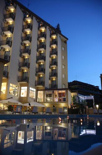 Hotel Plaza