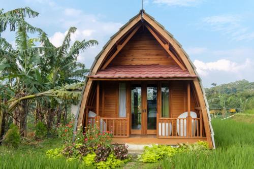 Vue extérieure, TwoSpaces Living at deRos Resort & Cafe, Bogor in Caringin