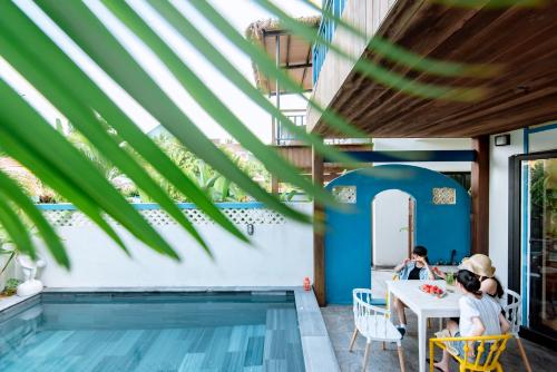 Three-Bedroom Villa image 8