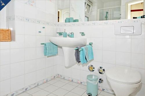 Hauptstraße Koserow An den Linden Koserow 401m von Koserow entfernt